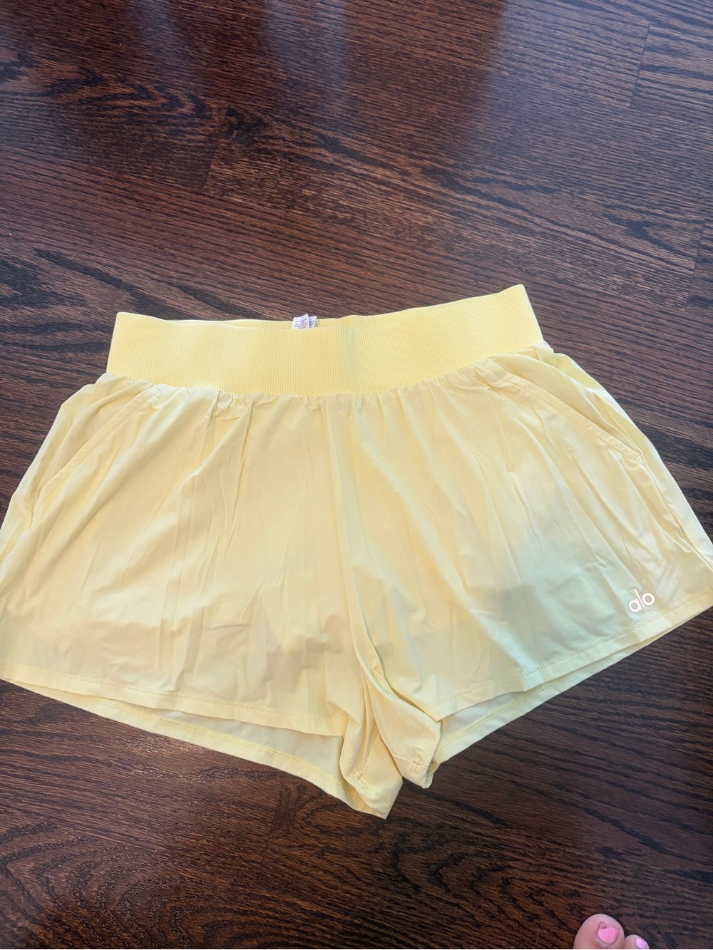 ALO Breezy Shorts in yellow, size small (4-6)- worn once!
